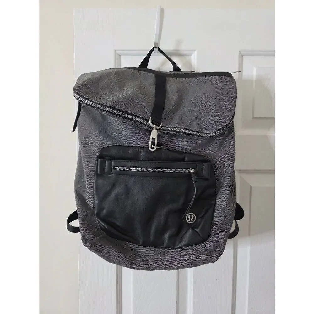 Lululemon Kickin' It Backpack Black / Slate / Black $118